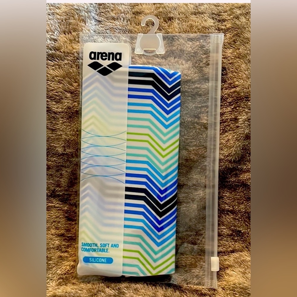 Arena Stripe Patterned Silicone Swim Cap - Picture 2 of 7